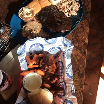 Central BBQ - Wings on the bottom, combo platter ribs on top - Barbeque Near Me - Memphis, Tennessee Central BBQ - Wings on the bottom, combo platter ribs on top - Barbeque Near Me - Memphis, Tennessee