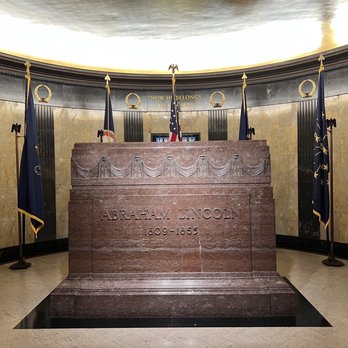Lincoln Tomb - Abraham Lincoln 1809 - 1865 - Landmarks & Historical Buildings Near Me - Springfield, Illinois Lincoln Tomb - Abraham Lincoln 1809 - 1865 - Landmarks & Historical Buildings Near Me - Springfield, Illinois