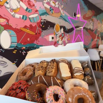 Donut Star - Donuts Near Me - Burnsville, Minnesota Donut Star - Donuts Near Me - Burnsville, Minnesota