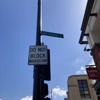Old Town Pasadena - Landmarks & Historical Buildings Near Me - Pasadena, California