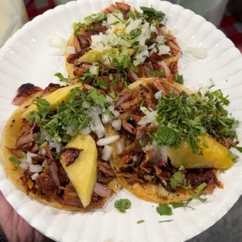 Tacos La Guera - Al Pastor - Food Trucks Near Me - Los Angeles, California