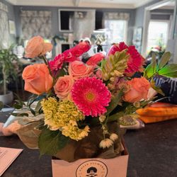 Colly Flowers - Latest floral arrangement