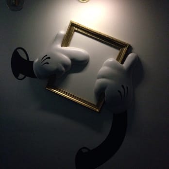 Apt 503 - Mickey hands artwork - Lounges Near Me - Los Angeles, California