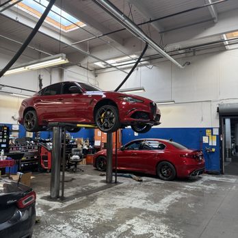 Putnam Chrysler Jeep Dodge - Auto Repair Near Me - Burlingame, California Putnam Chrysler Jeep Dodge - Auto Repair Near Me - Burlingame, California