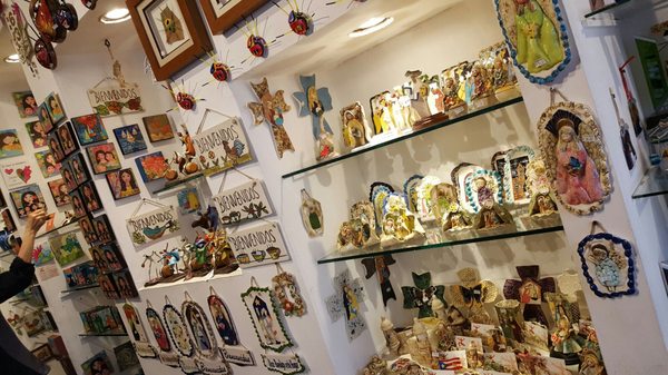 Puerto Rican Art & Crafts by null