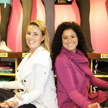 lululemon - Sports Wear Near Me - La Jolla, California
