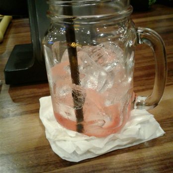 Smokey Bones Ronkonkoma - Ice cold strawberry lemonade in a mason jar - American Near Me - Ronkonkoma, New York