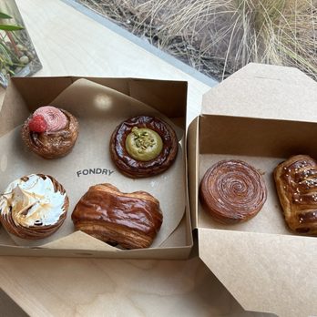 Fondry - Cafes Near Me - Los Angeles, California