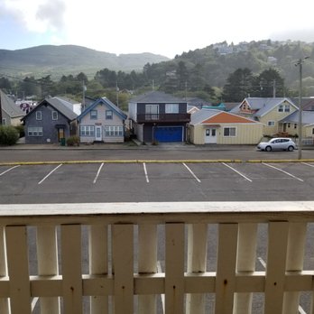 Silver Sands - View from second floor hotel room door overlooking the parking lot - Hotels Near Me - Rockaway Beach, Oregon Silver Sands - View from second floor hotel room door overlooking the parking lot - Hotels Near Me - Rockaway Beach, Oregon
