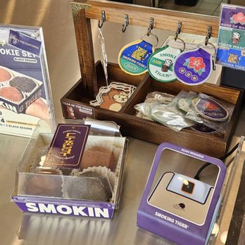 Smoking Tiger Coffee Lab - Cafes Near Me - Pomona, California