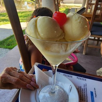 El Estero - Vanilla ice cream - Restaurants Near Me - Las Jarretaderas, NAY El Estero - Vanilla ice cream - Restaurants Near Me - Las Jarretaderas, NAY