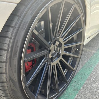 Monaco Wheel Restoration - Before - Wheel & Rim Repair Near Me - Costa Mesa, California Monaco Wheel Restoration - Before - Wheel & Rim Repair Near Me - Costa Mesa, California