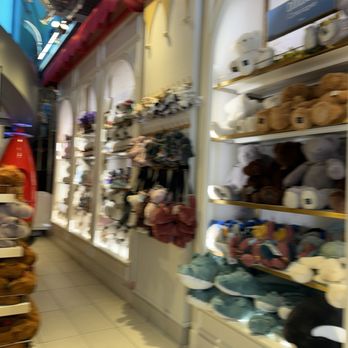 FAO Schwarz - Toy Stores Near Me - New York, New York FAO Schwarz - Toy Stores Near Me - New York, New York