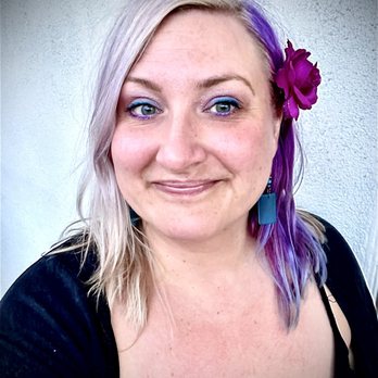 Nesa_Shearz - Hair Stylists Near Me - Long beach, California Nesa_Shearz - Hair Stylists Near Me - Long beach, California