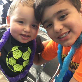E Bubble Cafe - The little monsters showing off the free hawaiin lays they got - Shaved Ice Near Me - Suwanee, Georgia