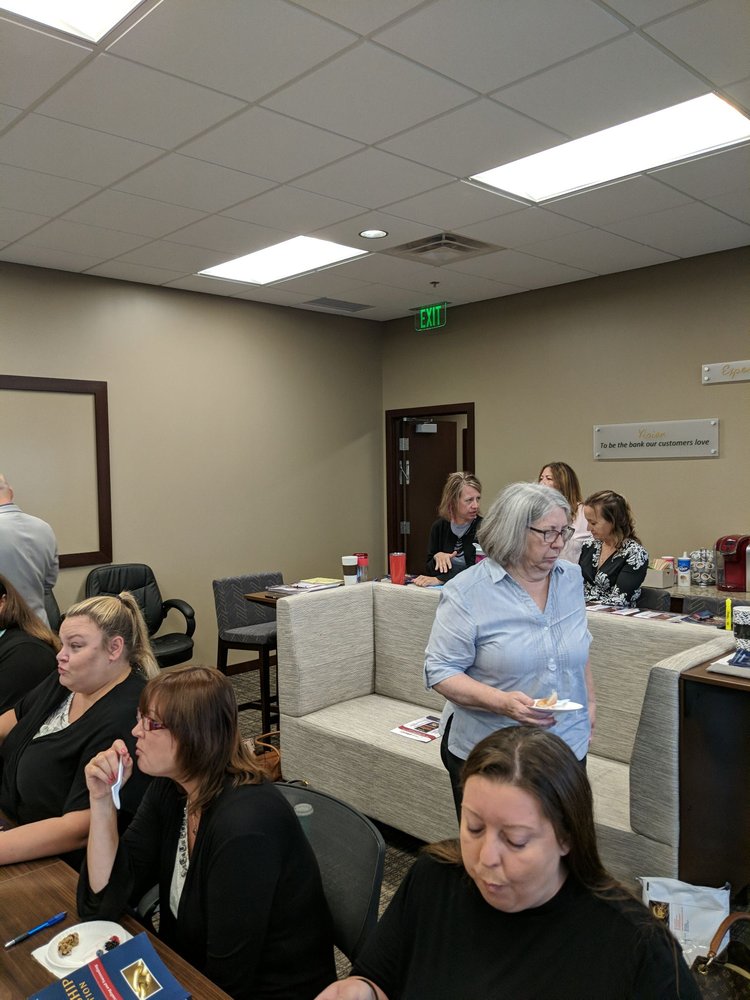 GCS TITLE SHAKOPEE Real Estate 950 Vierling Dr W, Shakopee, MN