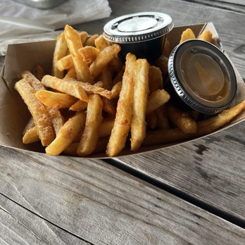 Sumter Original Brewery - French fries with beer cheese - Breweries Near Me - Sumter, South Carolina Sumter Original Brewery - French fries with beer cheese - Breweries Near Me - Sumter, South Carolina