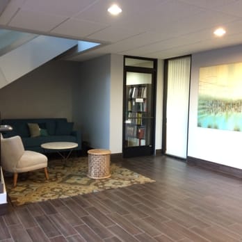 Pink Payroll - Foyer downstairs - Payroll Services Near Me - San Diego, California Pink Payroll - Foyer downstairs - Payroll Services Near Me - San Diego, California