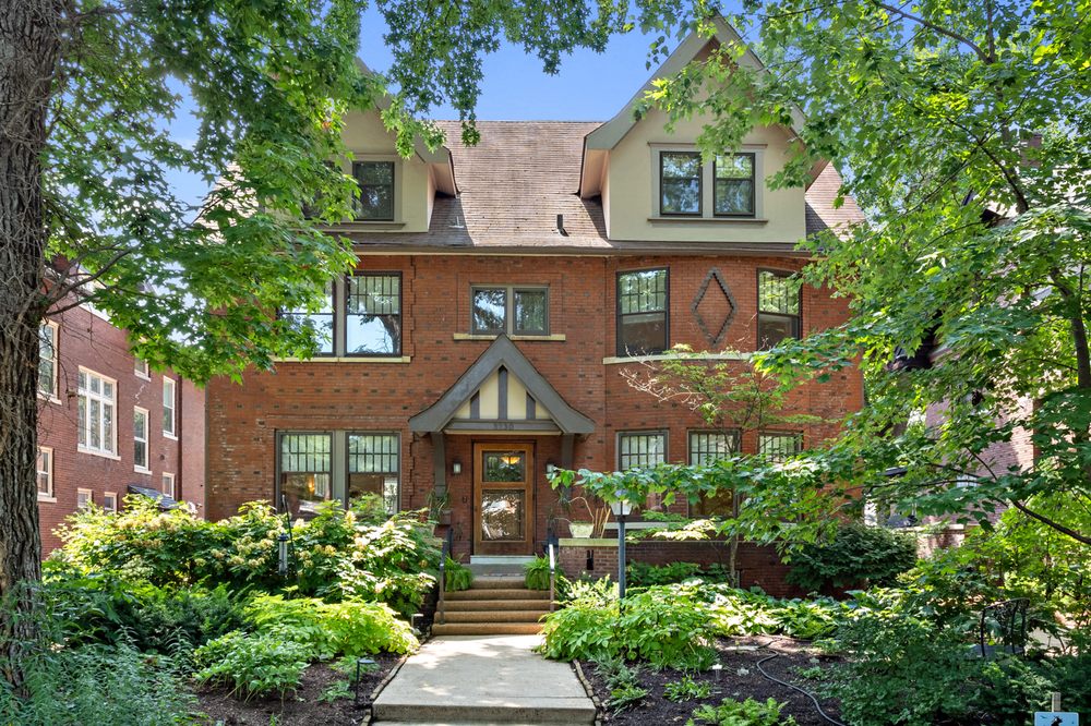 MIKE KNOLL COMPASS REALTY GROUP Contact Agent 1608 S Lindbergh