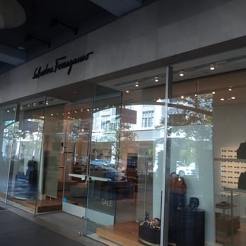 Salvatore Ferragamo - Women's Clothing Near Me - Sants Clara, California Salvatore Ferragamo - Women's Clothing Near Me - Sants Clara, California
