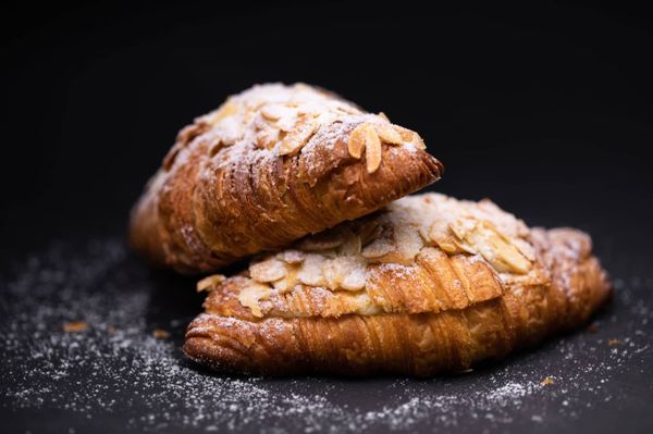 Frogs Organic Bakery by null