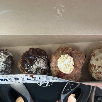 Parlor Doughnuts - Four of the best donuts I've ever had in my life - Donuts Near Me - Fort Walton Beach, Florida Parlor Doughnuts - Four of the best donuts I've ever had in my life - Donuts Near Me - Fort Walton Beach, Florida