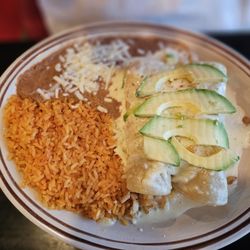 Fiesta Mexicana  - Chicken avocado enchiladas