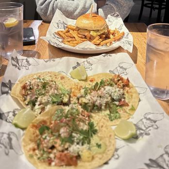 The Noble Fox - Smash burger and Salmon Tacos - Burgers Near Me - Ashland, Oregon