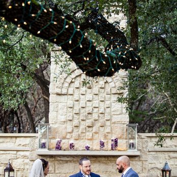 Chateau On The Creek - Ceremony - Party & Event Planning Near Me - Round Rock, Texas