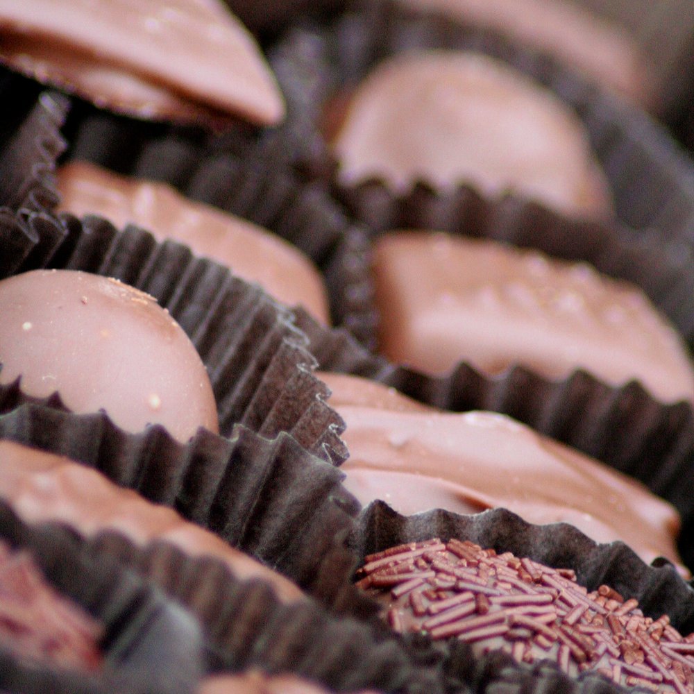 See's Candies - 1lb box of See's Milk Chocolates - Candy Stores Near Me - San Jose, California See's Candies - 1lb box of See's Milk Chocolates - Candy Stores Near Me - San Jose, California