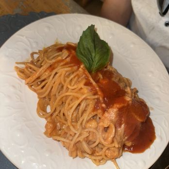 Pane e Vino - Spaghetti alla Ruota - Italian Near Me - Miami Beach, Florida