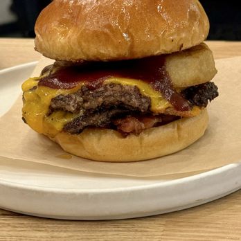 Cosmos Burger - BBQ Burger - Burgers Near Me - Oceanside, California