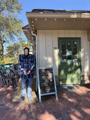 Mama Hawk's Kitchen & Coffee by null