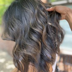 Aquilano Salon