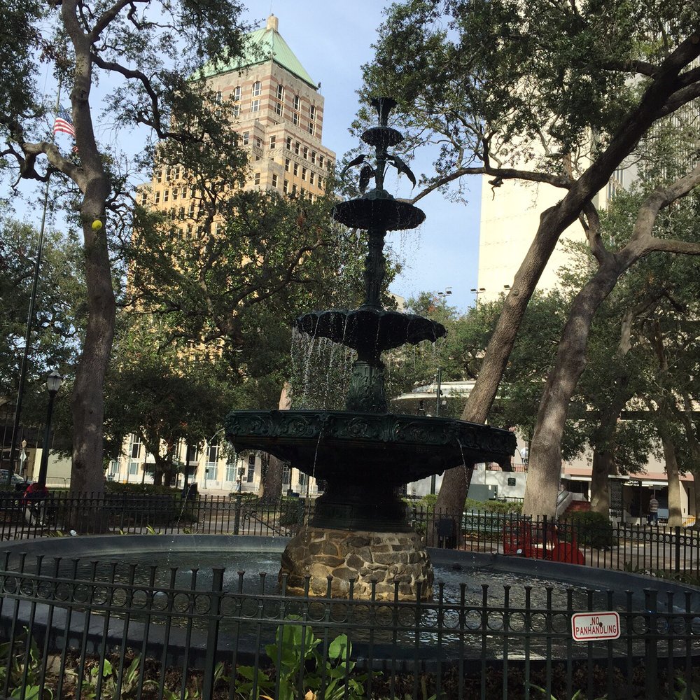 Bienville Square - Parks Near Me - Mobile, Alabama