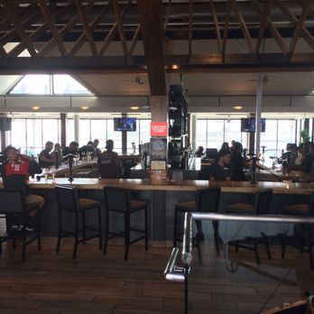 Ballast Point Brewing Long Beach - Not at all crowded sunday at 11:30 - Breweries Near Me - Long Beach, California
