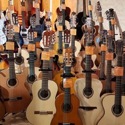 Gitronik Instrumentenhandel - Gitarrenmeer
