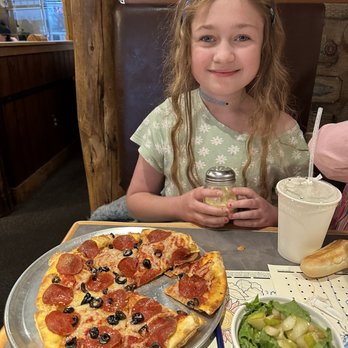 MacKenzie River Pizza Co. - Look how large the kids pizza was! - Pizza Near Me - Helena, Montana