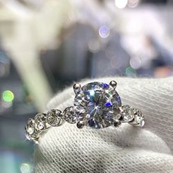 La Maison D'Or Jewellers - Are you ready to find the engagement ring of your dreams? Come visit us today to see designer collections, Canadian diamonds and more!