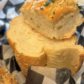 Carbonara - Garlic bread - Italian Near Me - Arlington, Virginia Carbonara - Garlic bread - Italian Near Me - Arlington, Virginia