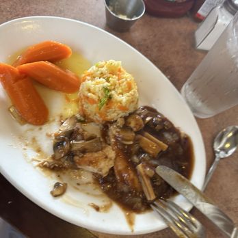 Cafe de France - Chicken Marsala Lunch - French Near Me - Dallas, Texas Cafe de France - Chicken Marsala Lunch - French Near Me - Dallas, Texas