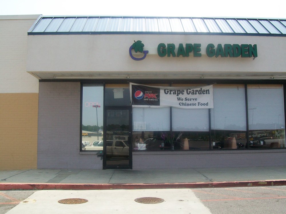 GRAPE GARDEN 400 N Navy Blvd, Pensacola, Florida Chinese