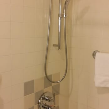 The Donatello - massaging shower head - Hotels Near Me - San Francisco, California The Donatello - massaging shower head - Hotels Near Me - San Francisco, California