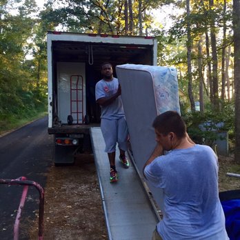 Prestigious Movers - Loading/unloading - Movers Near Me