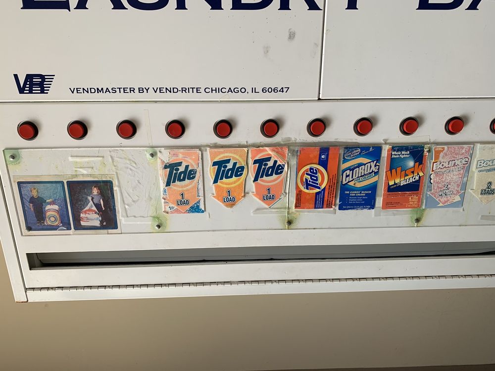 STOWE LAUNDRY Updated October 2024 11 Reviews 44 Park Pl, Stowe