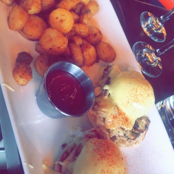 Tru Astoria - Crab eggs Benedict - Mediterranean Near Me - Astoria, New York
