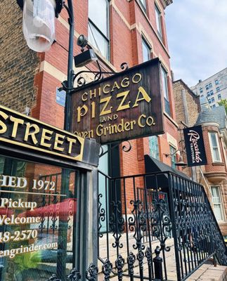 Chicago Pizza and Oven Grinder Company by null