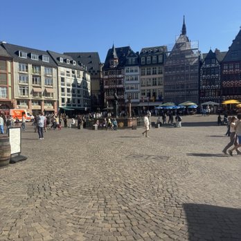 Schwarzer Stern - Piazza - German Near Me - Frankfurt, HE Schwarzer Stern - Piazza - German Near Me - Frankfurt, HE