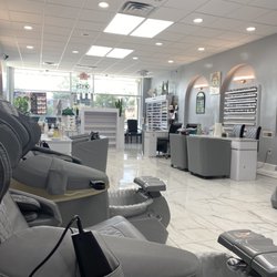 Coco Nails & Spa - Totally newly renovated, exceptionally clean and relaxing atmosphere.