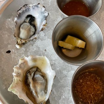Centro - West coast oysters - Tacos Near Me - Saint Paul, Minnesota Centro - West coast oysters - Tacos Near Me - Saint Paul, Minnesota